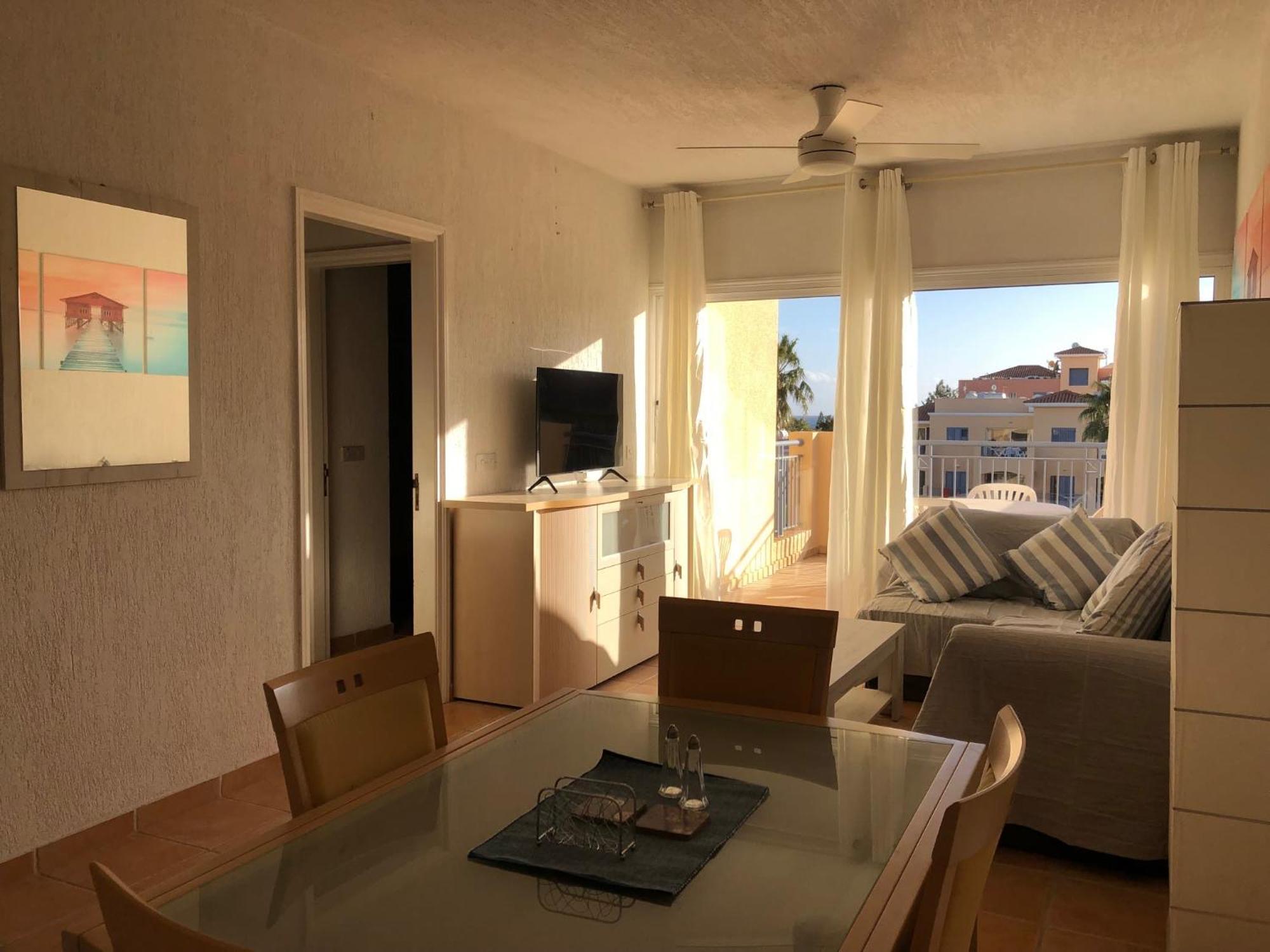 Limnaria Gardens - 1 Bedroom, Sunny Apartment With Stunning Pool Views Paphos Kültér fotó
